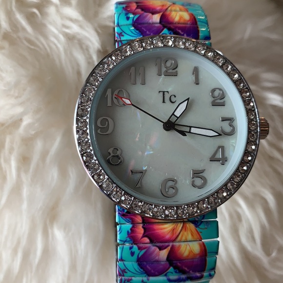 Metal butterfly watch - Picture 2 of 9